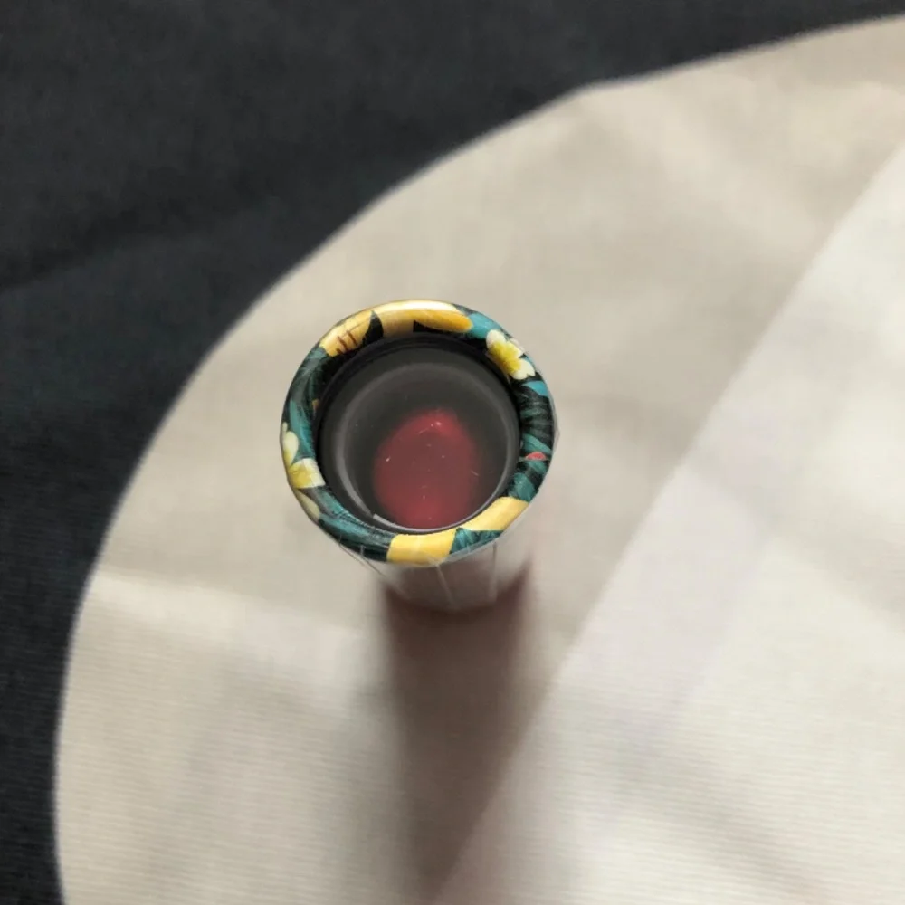 Almay lipstick - Picture 3 of 4